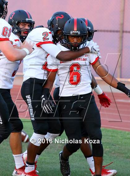 Thumbnail 3 in Harvard-Westlake vs. Birmingham photogallery.