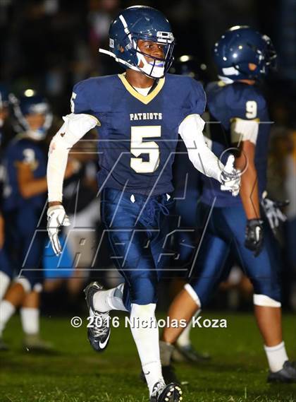 Thumbnail 2 in Harvard-Westlake vs. Birmingham photogallery.