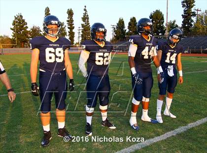 Thumbnail 1 in Harvard-Westlake vs. Birmingham photogallery.