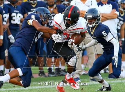 Thumbnail 3 in Harvard-Westlake vs. Birmingham photogallery.