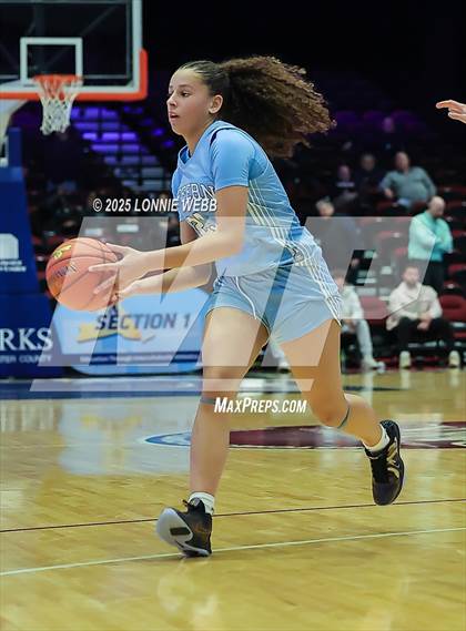 Thumbnail 2 in Albertus Magnus vs. Suffern (NYSPHSAA Section 1 Class AAA Semifinal) photogallery.