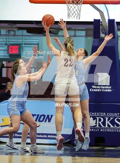 Thumbnail 2 in Albertus Magnus vs. Suffern (NYSPHSAA Section 1 Class AAA Semifinal) photogallery.