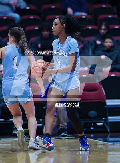 Thumbnail 2 in Albertus Magnus vs. Suffern (NYSPHSAA Section 1 Class AAA Semifinal) photogallery.