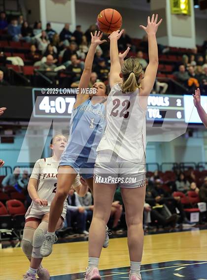 Thumbnail 3 in Albertus Magnus vs. Suffern (NYSPHSAA Section 1 Class AAA Semifinal) photogallery.