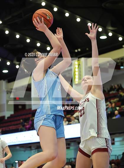 Thumbnail 2 in Albertus Magnus vs. Suffern (NYSPHSAA Section 1 Class AAA Semifinal) photogallery.