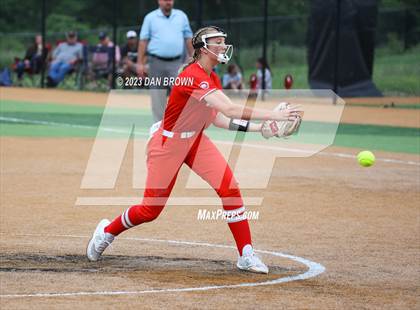 Thumbnail 1 in Van vs Sulphur Springs (UIL Softball 4A Region 2 Regional Quarterfinal) photogallery.