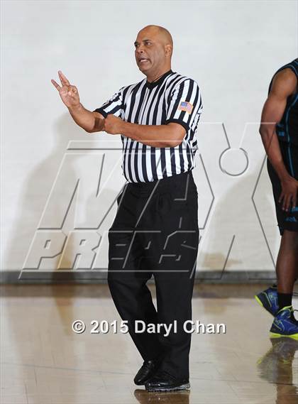 Thumbnail 1 in Damien vs. Renaissance Academy (La Canada Holiday Tournament) photogallery.