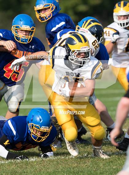 Thumbnail 1 in Bow @ Belmont-Gilford photogallery.