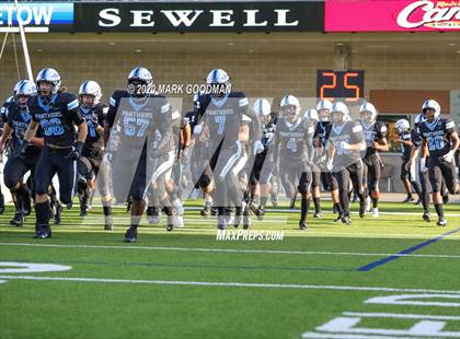 Thumbnail 3 in Barbers Hill vs. Paetow photogallery.