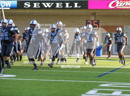 Thumbnail 1 in Barbers Hill vs. Paetow photogallery.