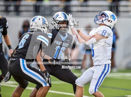 Thumbnail 3 in Barbers Hill vs. Paetow photogallery.