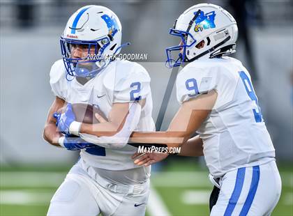 Thumbnail 2 in Barbers Hill vs. Paetow photogallery.