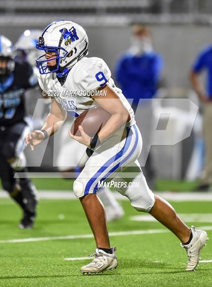 Thumbnail 3 in Barbers Hill vs. Paetow photogallery.