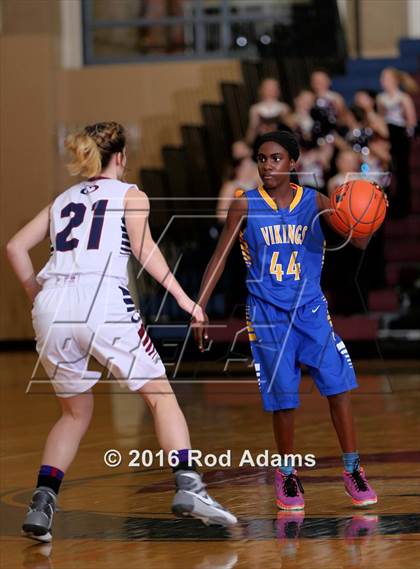 Thumbnail 3 in North Star vs. Omaha North photogallery.