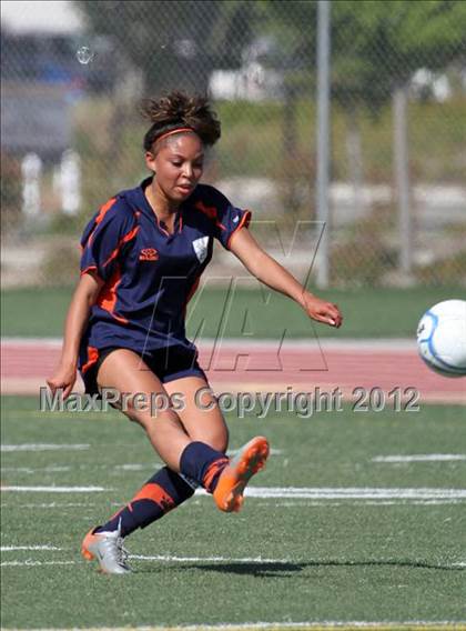 Thumbnail 3 in Vista del Lago vs Cosumnes Oaks (CIF SJS D4 Final) photogallery.