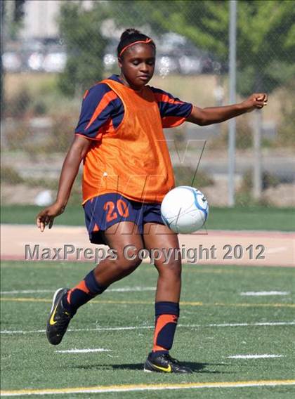 Thumbnail 3 in Vista del Lago vs Cosumnes Oaks (CIF SJS D4 Final) photogallery.