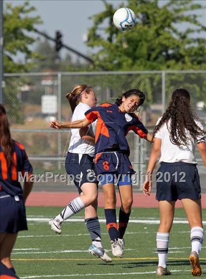 Thumbnail 3 in Vista del Lago vs Cosumnes Oaks (CIF SJS D4 Final) photogallery.