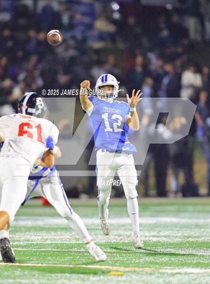 Thumbnail 2 in Syosset @ Port Washington (NYSPHSAA Section 8 Class A Quarterfinal) photogallery.