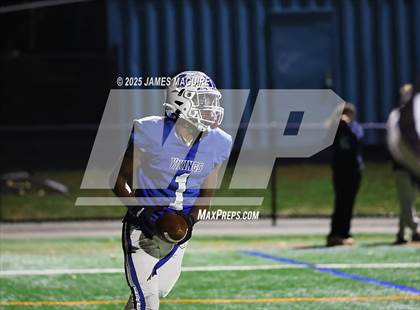 Thumbnail 2 in Syosset @ Port Washington (NYSPHSAA Section 8 Class A Quarterfinal) photogallery.