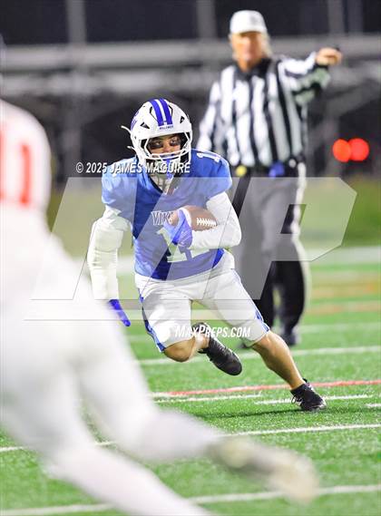 Thumbnail 2 in Syosset @ Port Washington (NYSPHSAA Section 8 Class A Quarterfinal) photogallery.