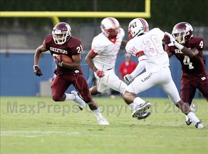 Thumbnail 1 in Mesquite vs. Lake Highlands (North Texas Classic) photogallery.