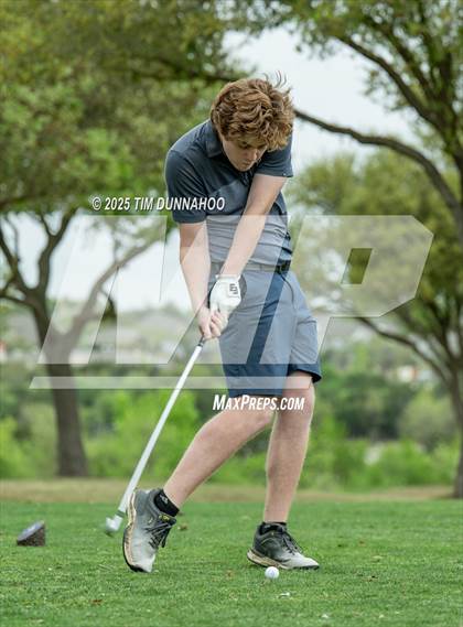 Thumbnail 2 in UIL Golf Boys 5A Region 4 District 25 Tournament photogallery.