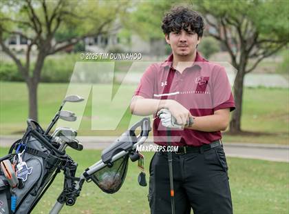 Thumbnail 1 in UIL Golf Boys 5A Region 4 District 25 Tournament photogallery.