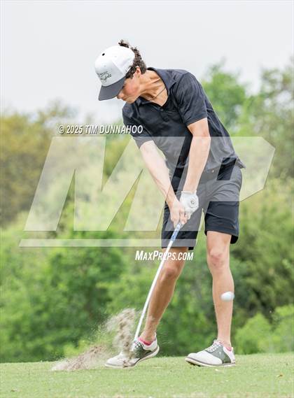 Thumbnail 3 in UIL Golf Boys 5A Region 4 District 25 Tournament photogallery.