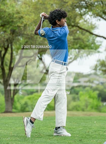 Thumbnail 3 in UIL Golf Boys 5A Region 4 District 25 Tournament photogallery.
