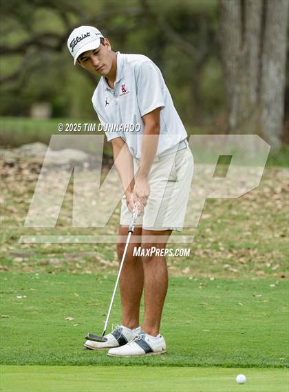 Thumbnail 3 in UIL Golf Boys 5A Region 4 District 25 Tournament photogallery.