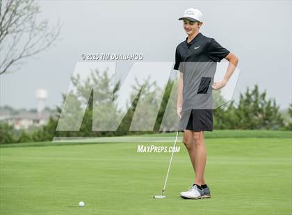 Thumbnail 3 in UIL Golf Boys 5A Region 4 District 25 Tournament photogallery.