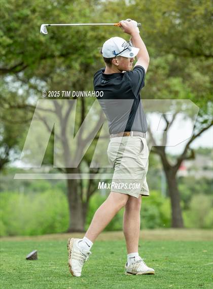 Thumbnail 3 in UIL Golf Boys 5A Region 4 District 25 Tournament photogallery.