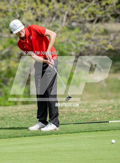 Thumbnail 1 in UIL Golf Boys 5A Region 4 District 25 Tournament photogallery.