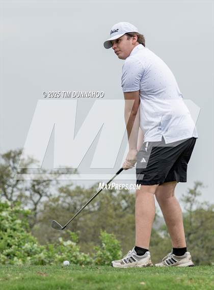 Thumbnail 1 in UIL Golf Boys 5A Region 4 District 25 Tournament photogallery.