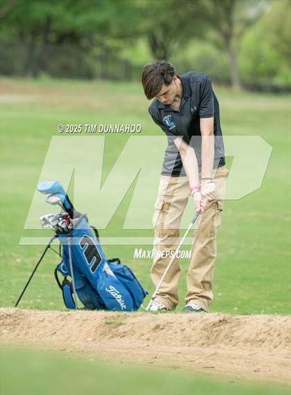 Thumbnail 3 in UIL Golf Boys 5A Region 4 District 25 Tournament photogallery.
