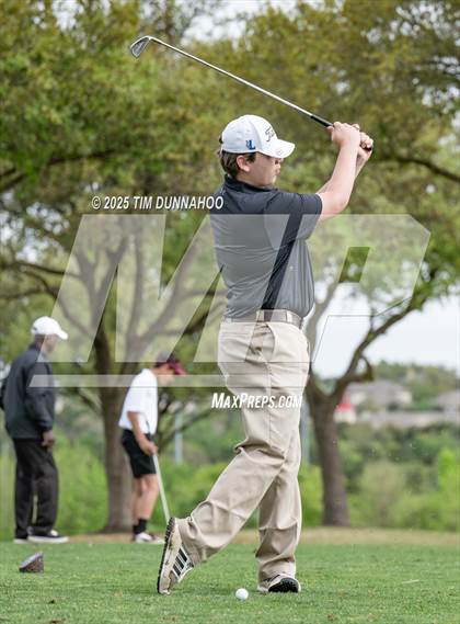 Thumbnail 1 in UIL Golf Boys 5A Region 4 District 25 Tournament photogallery.