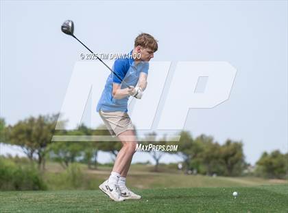 Thumbnail 2 in UIL Golf Boys 5A Region 4 District 25 Tournament photogallery.