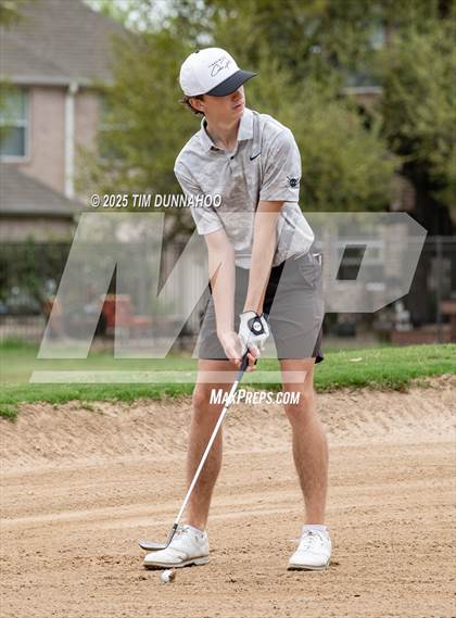 Thumbnail 3 in UIL Golf Boys 5A Region 4 District 25 Tournament photogallery.