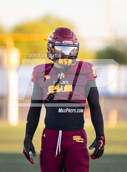 Thumbnail 2 in Marana @ Salpointe Catholic photogallery.