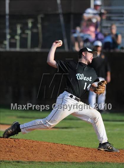 Thumbnail 1 in Harnett Central vs West Johnston (Johnston County Easter Invitational) photogallery.