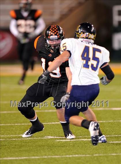 Thumbnail 1 in Aledo vs. Stephenville (4A Region 1 Quarterfinals) photogallery.