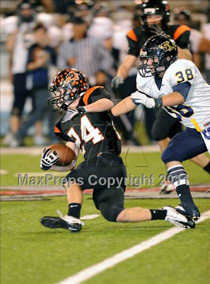 Thumbnail 1 in Aledo vs. Stephenville (4A Region 1 Quarterfinals) photogallery.