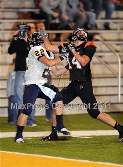 Thumbnail 1 in Aledo vs. Stephenville (4A Region 1 Quarterfinals) photogallery.