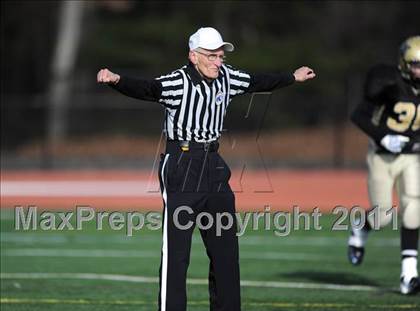 Thumbnail 1 in Easthampton/Hampshire vs Pioneer Valley (MIAA Division 4 West Final) photogallery.