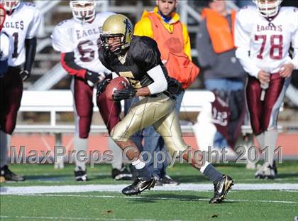 Thumbnail 2 in Easthampton/Hampshire vs Pioneer Valley (MIAA Division 4 West Final) photogallery.
