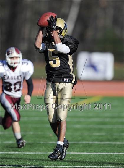Thumbnail 3 in Easthampton/Hampshire vs Pioneer Valley (MIAA Division 4 West Final) photogallery.
