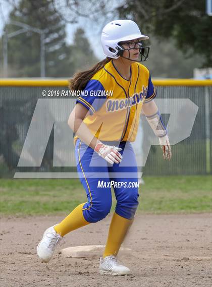 Thumbnail 1 in Riverdale vs. Exeter photogallery.