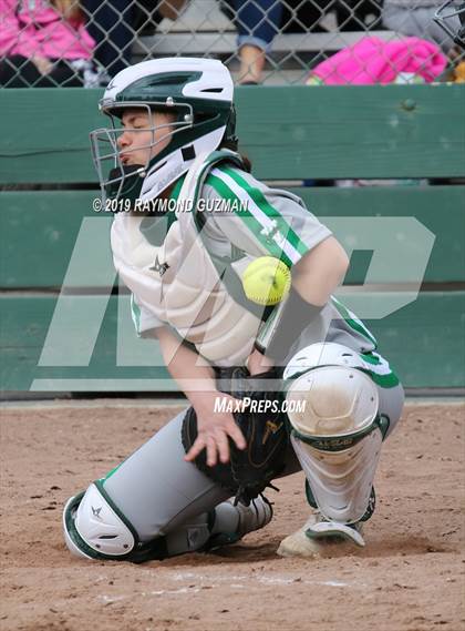 Thumbnail 3 in Riverdale vs. Exeter photogallery.