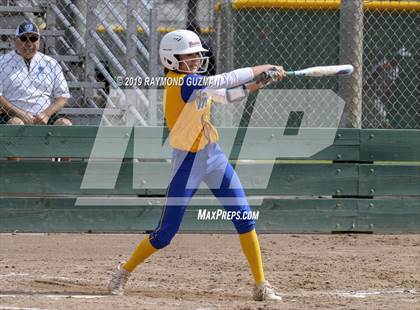 Thumbnail 1 in Riverdale vs. Exeter photogallery.