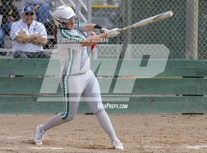Thumbnail 3 in Riverdale vs. Exeter photogallery.